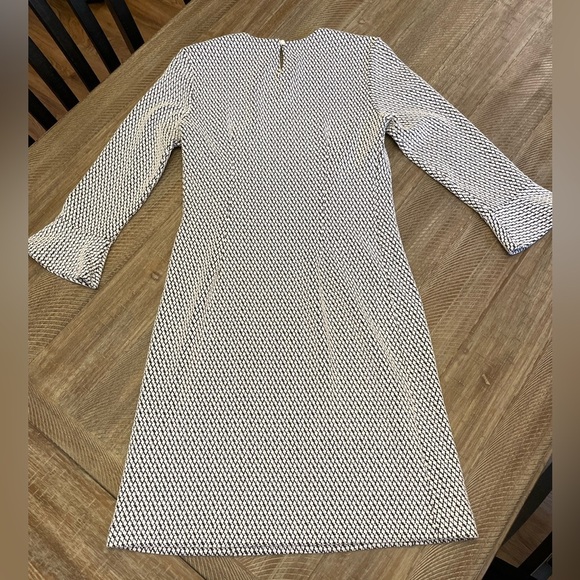 J. McLaughlin black white knee length dress 3/4 sleeve xs workwear spring career - Picture 7 of 7